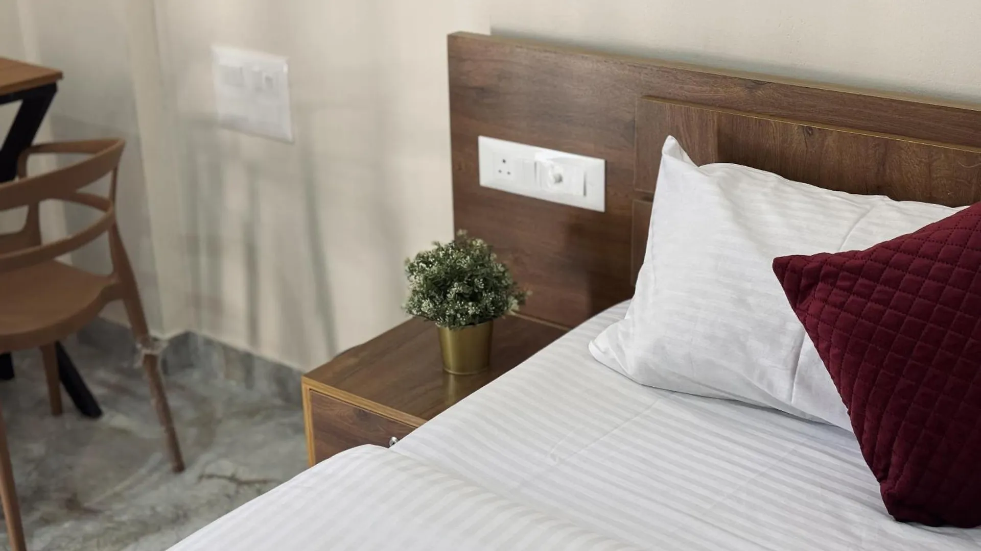 Hostel Thamarassery Inn Luxury And Budget Rooms